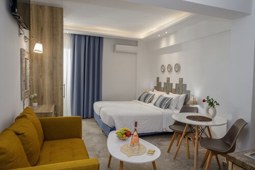 Semes Luxury Apartments by Estia