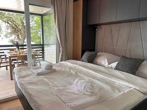 Caja de seguridad en la habitación, escritorio y wifi gratis