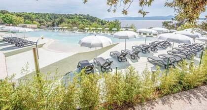 Elements Camp Selce