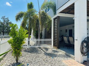 Property grounds - LIMITED SPECIAL: Waterfront Paradise with Private Dock - Exclusive Discount! (Hernando Beach)