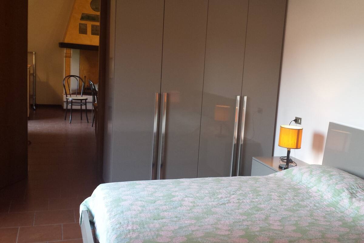 Family Apartment, 2 Bedrooms (PA1) | Meja, Wi-fi percuma 