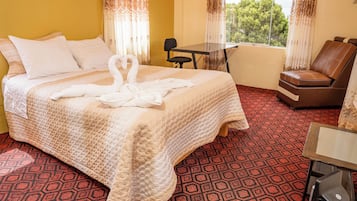 Comfort Double Room, 1 Double Bed, Private Bathroom (Matrimonial) | Bed sheets