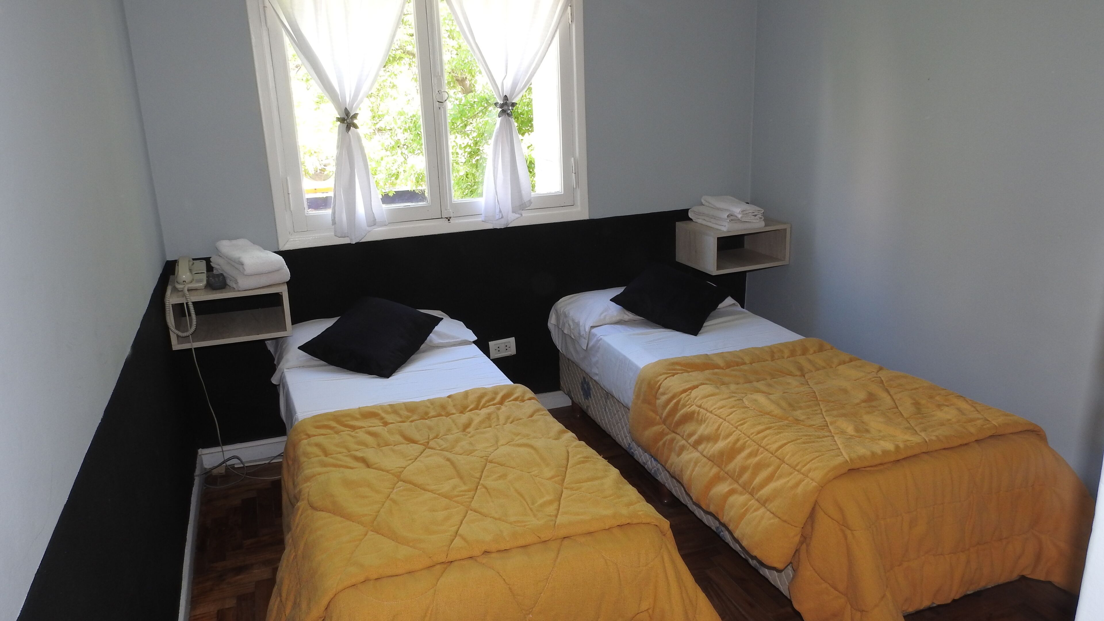 Wifi gratis y ropa de cama 