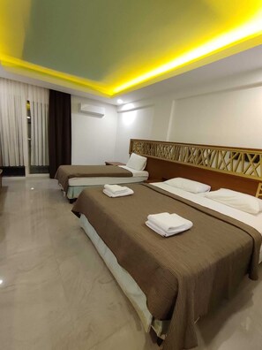 Minibar, individually decorated, laptop workspace, soundproofing