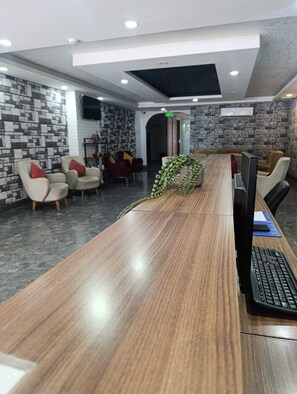 Reception - Gül Otel (Serik)