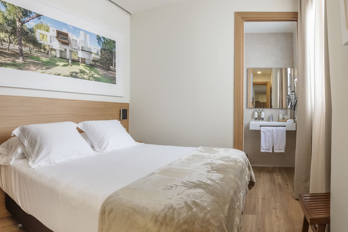 1 habitación, ropa de cama de alta calidad, edredón y minibar