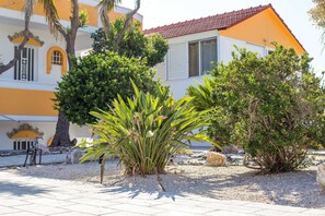 Courtyard - Erik Studios (Rhodes)