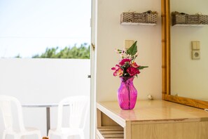 Interior detail - Erik Studios (Rhodes)