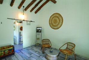 Interior - La Boutique Espacio Rural (Rural, Gastronomic, Playful Experiences, etc ...) (Nuévalos)