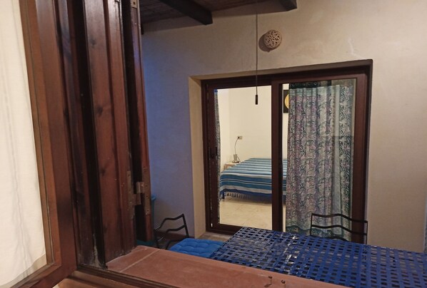 3 Schlafzimmer, Bügeleisen/Bügelbrett