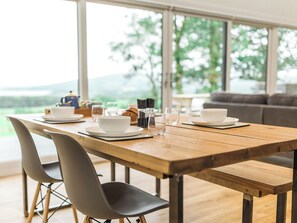 Dining - 2 bedroom accommodation in Gatehouse of Fleet, near Kirkcudbright (Gatehouse of Fleet, near Kirkcudbright)