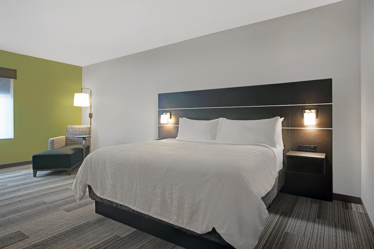 1 habitación, ropa de cama hipoalergénica y escritorio