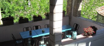 MAS THOMAS: BARJAC, ROCHEGUDE- BETWEEN GORGES DE L'ARDECHE AND UZES