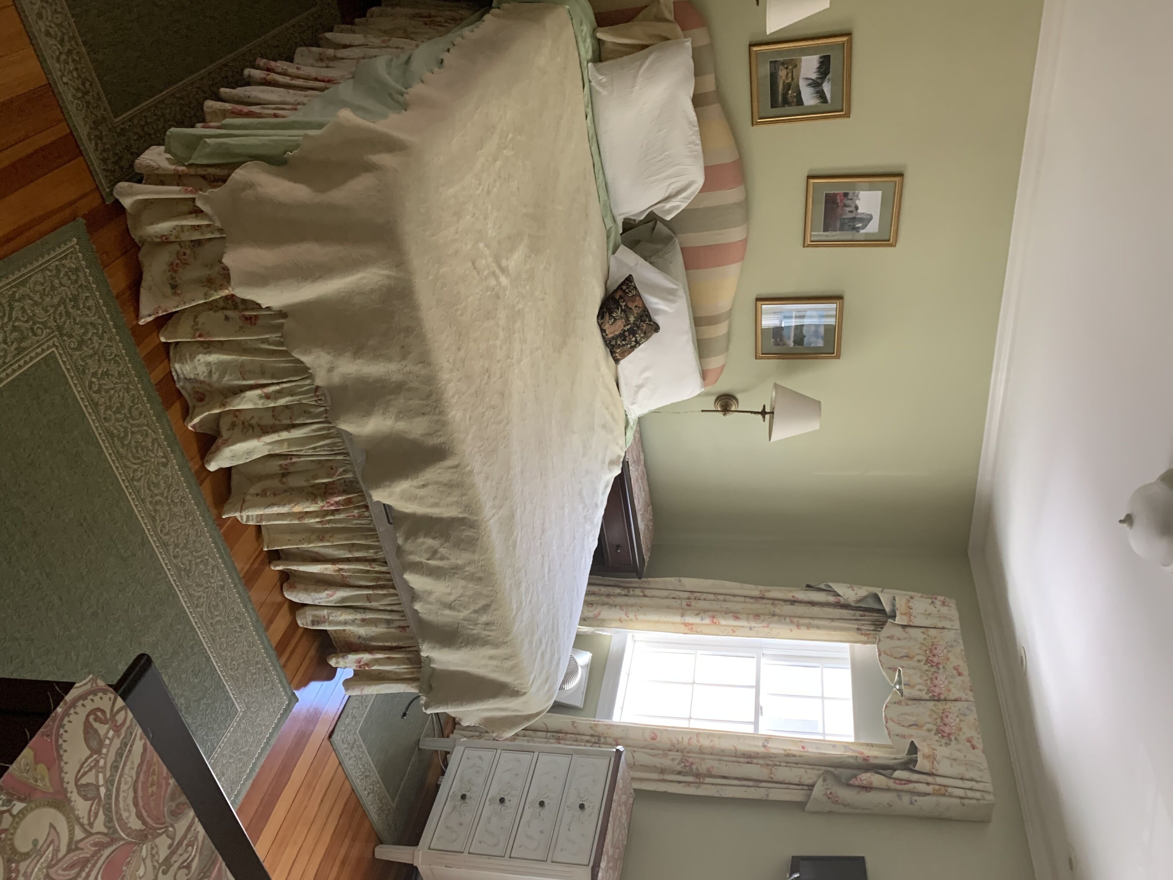 3 bedrooms, WiFi, bed sheets