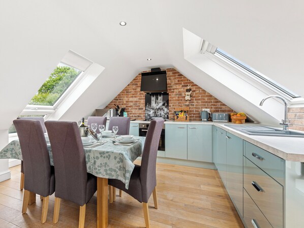 Dishwasher, highchair - Enjoying a rural location and beautiful far-reaching views. (West Ashby, near Horncastle)