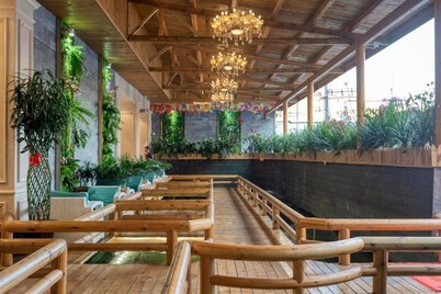 Century Hotel Mangshi