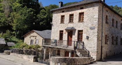 RURAL HOUSE CASADAPONTE