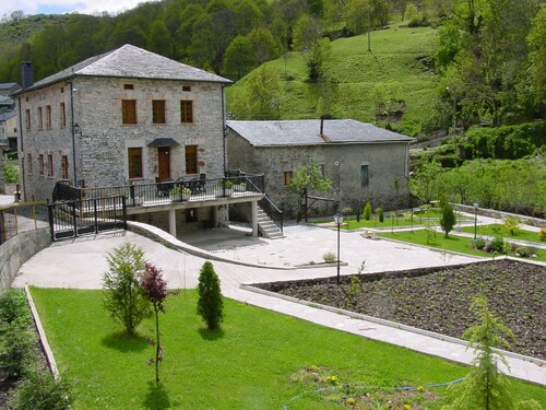 RURAL HOUSE CASADAPONTE