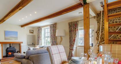 2 bedroom accommodation in Blakeney
