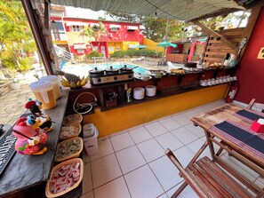 Petit déjeuner buffet compris tous les jours