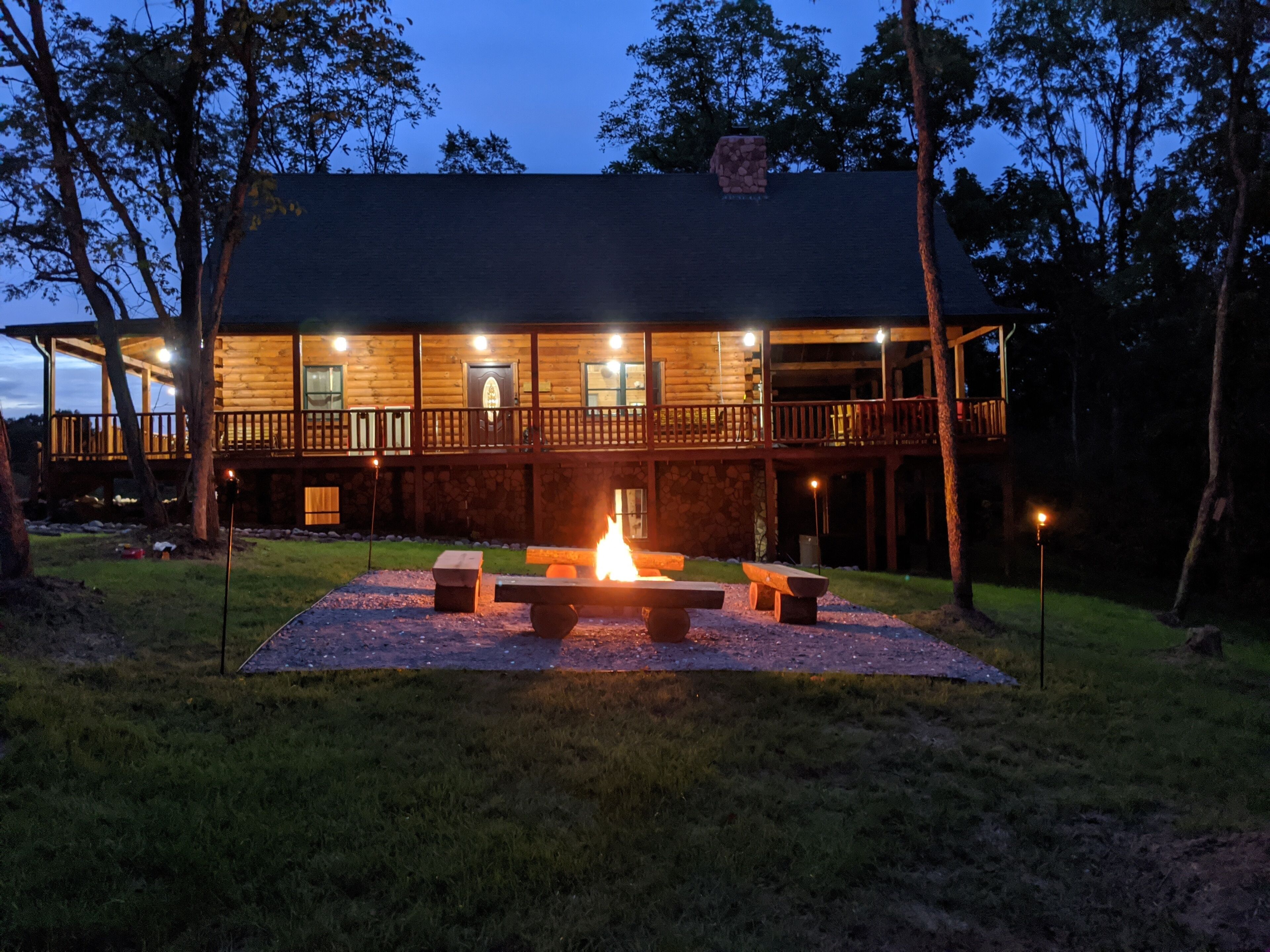 NEW! Byers Retreat!1K&6Q beds! Stay 2 & get 3rd half off, stay 3 and get 4 free!