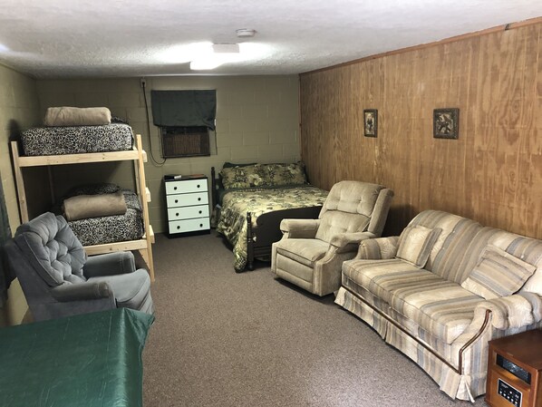 1 habitación y ropa de cama 