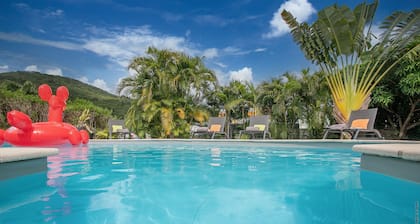 Villa Surelles: Peaceful Haven with Private Pool in Le Diamant, Martinique