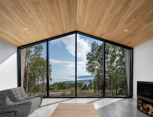 Le Littoral : Luxurious Chalet with Pool Sauna Spa & View