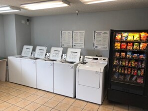 Snack bar