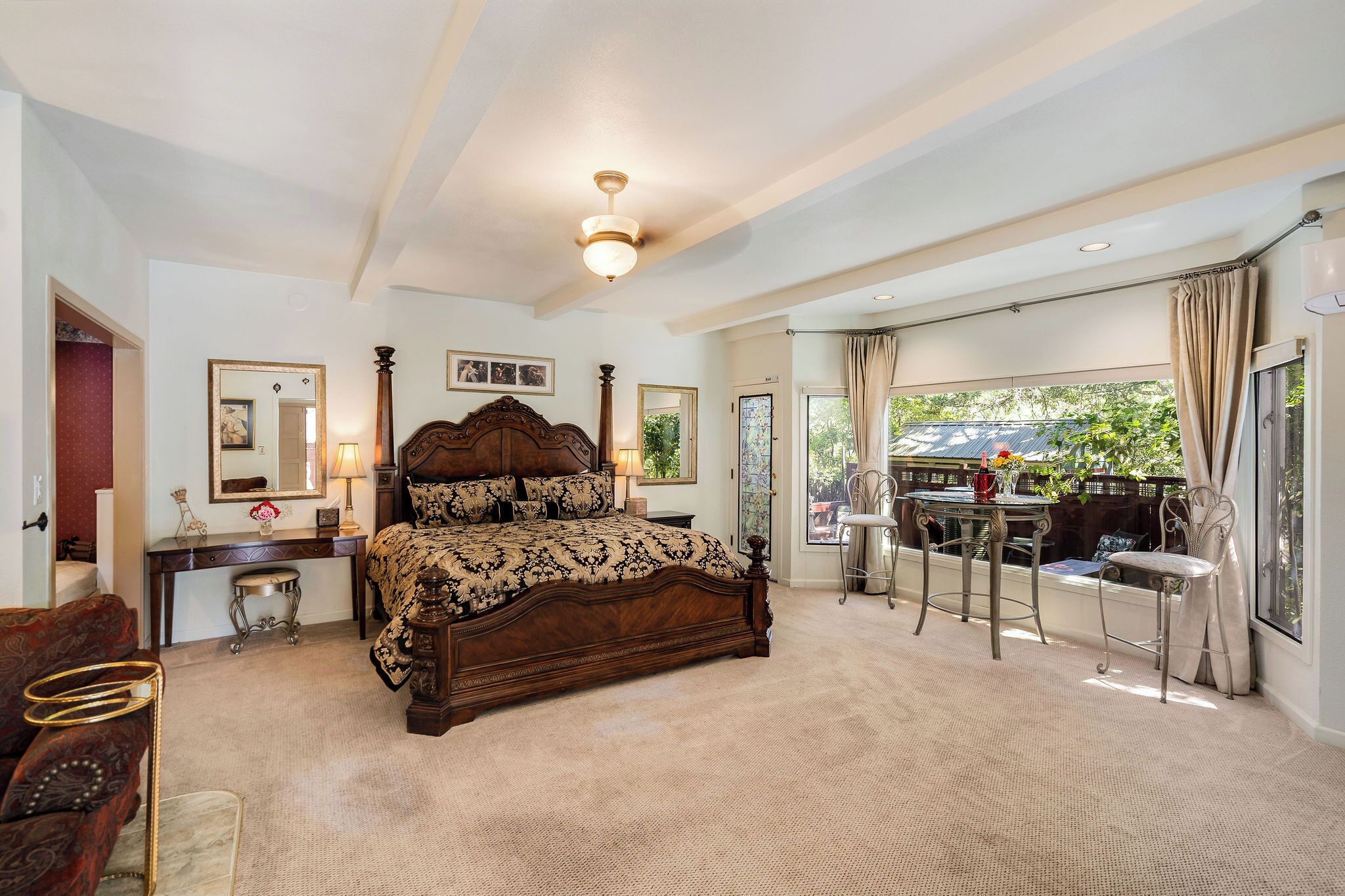 Premium bedding, individually decorated, individually furnished, desk