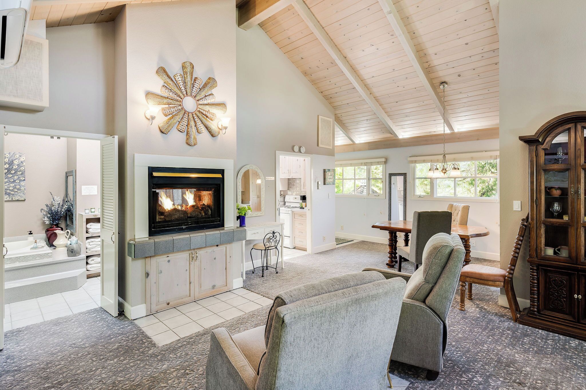 Palisade Cottage | Living area | Flat-screen TV, fireplace, heated floors, streaming services