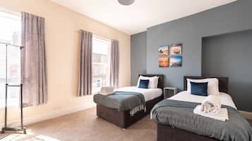 3 bedrooms, soundproofing, iron/ironing board, WiFi