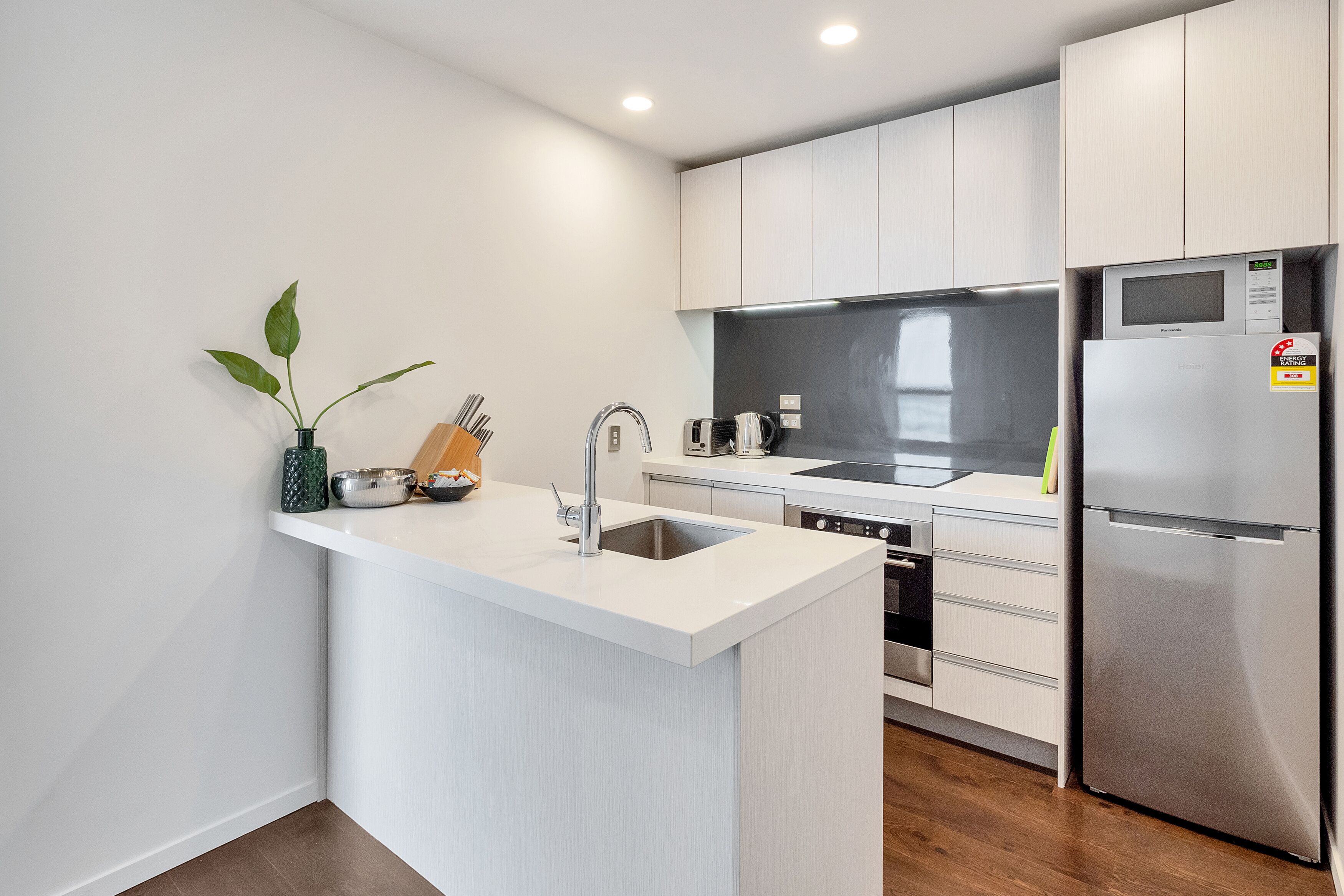 Apartment, 2 Bedrooms, City View | Dapur kecil peribadi