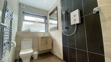Apartment, Private Bathroom | Bathroom