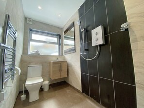 Apartment, Private Bathroom | Bathroom