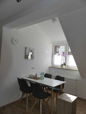 Apartment | In-room dining