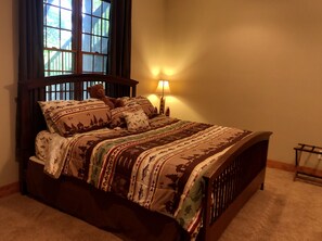 4 slaapkamers, een strijkplank/strijkijzer, wifi, beddengoed