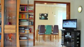 House | Living area | 32-inch flat-screen TV with satellite channels, TV, fireplace