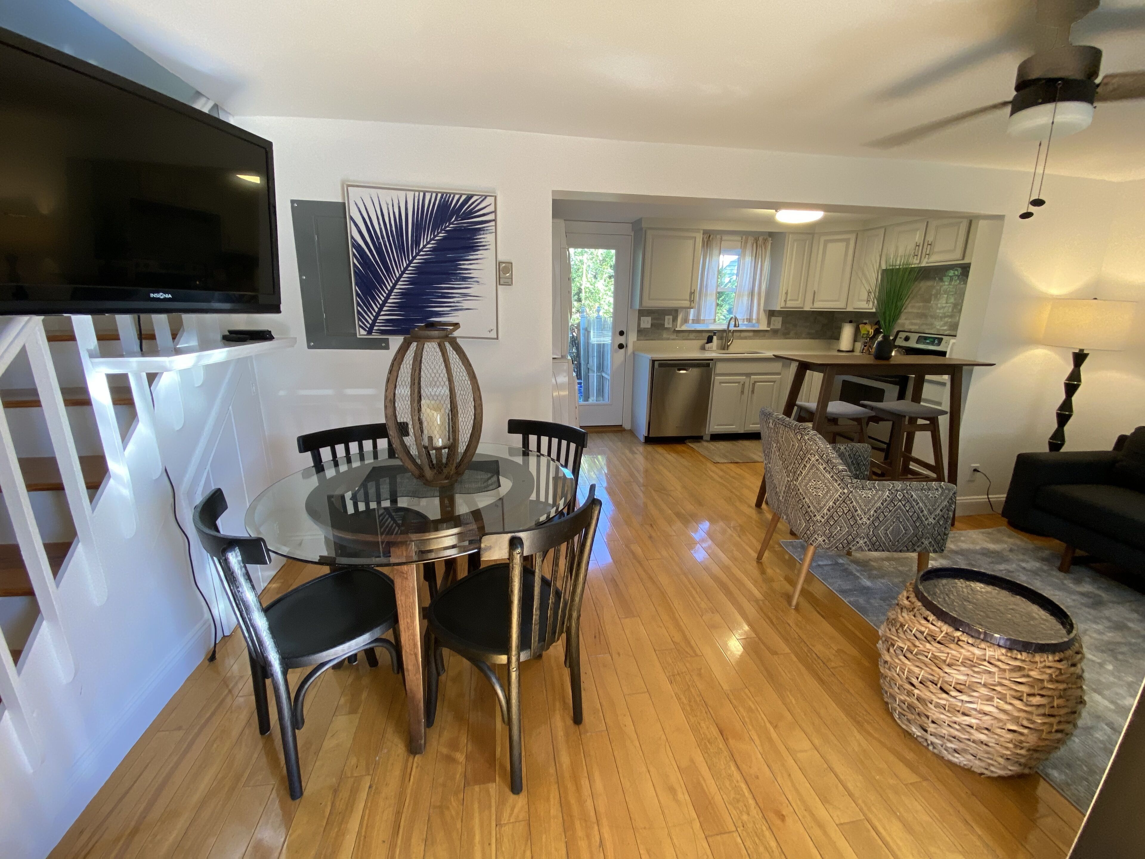 The Hive Vacation Getaway Unit B
