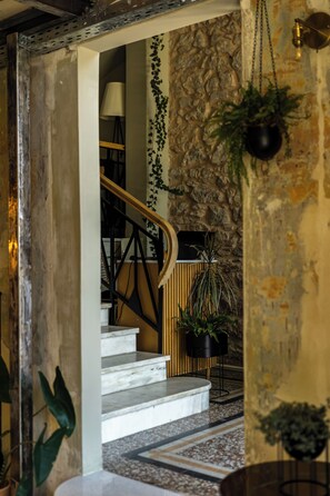 Reception - Moon And Stars Athens (Athens)