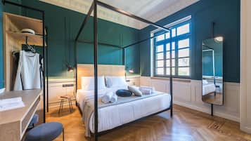 Suite junior, 1 cama King size y sofá cama | 1 habitación, sábanas de algodón egipcio y ropa de cama de alta calidad