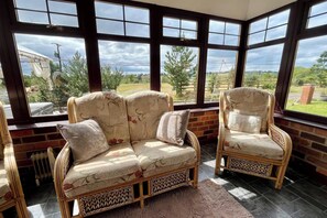 Interior - Starshinezzz - Large Farmhouse County Durham (Trimdon Station)