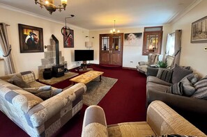 Fireplace - Starshinezzz - Large Farmhouse County Durham (Trimdon Station)