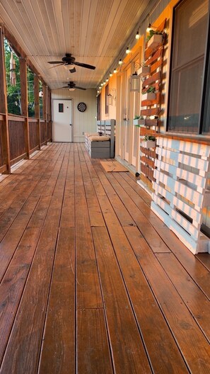 Interior - Swim Dock, Family Fun, Close to Hot spots! (Lake Ozark)