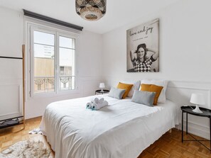 1 chambre, fer et planche à repasser, Wi-Fi, draps fournis