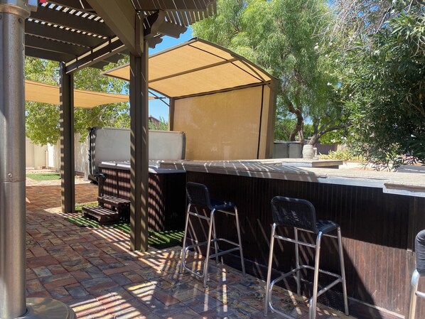 Terrace/patio - 3-Bed 2 Bath Cozy Foothills Vacation Home (Yuma)