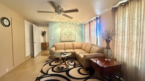Smart TV, fireplace, DVD player