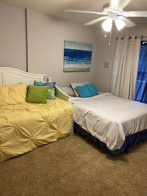 3 bedrooms, travel cot, free WiFi, bed sheets