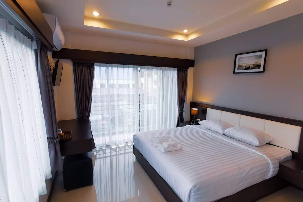 Standard Double Room, Balcony, City View