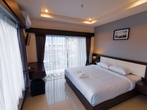 Standard Double Room, Balcony, City View | Desk, laptop workspace, free WiFi - The Cottage Hotel Udon Thani (Udon Thani)